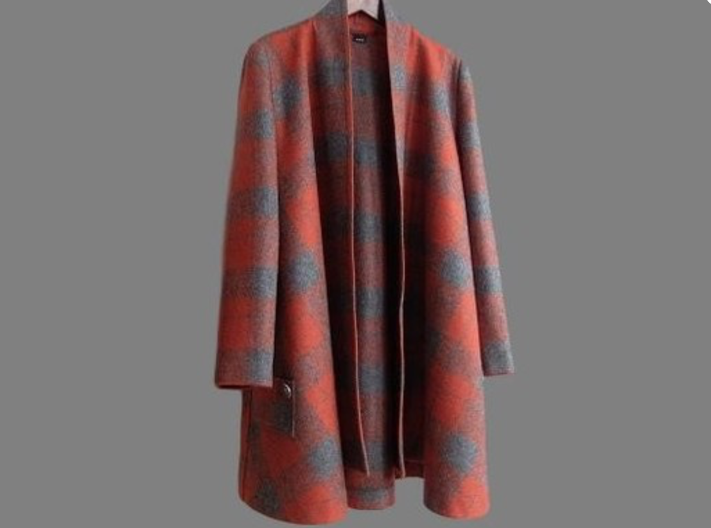 圧縮ウールコートの魅力！一枚でさらっと着こなす冬のおしゃれアイテム – 山冨ラボ-大阪の老舗生地問屋